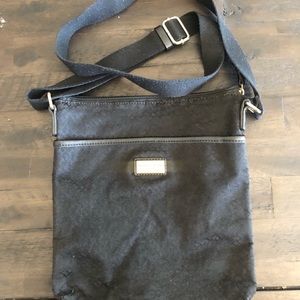 Tommy Hilfiger bag